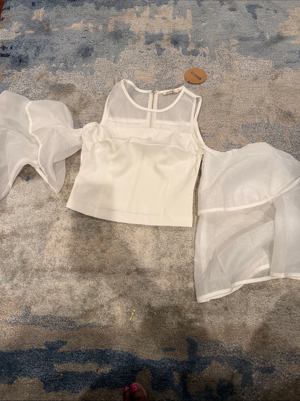 essue White Organza Puff Sleeve Crop Top